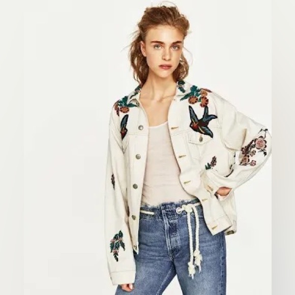Zara Women “Cooler then you” Embroidered Beaded White Jean Jacket RARE - Picture 2 of 11